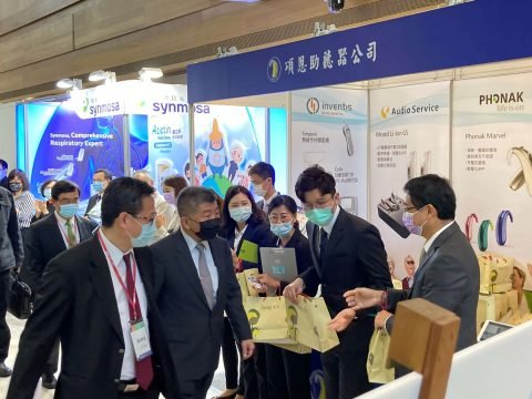 陳時中 助聽器 台灣耳鼻喉頭頸外科醫學會 頌恩