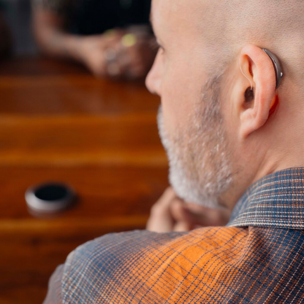 starlink-edge-table-mic